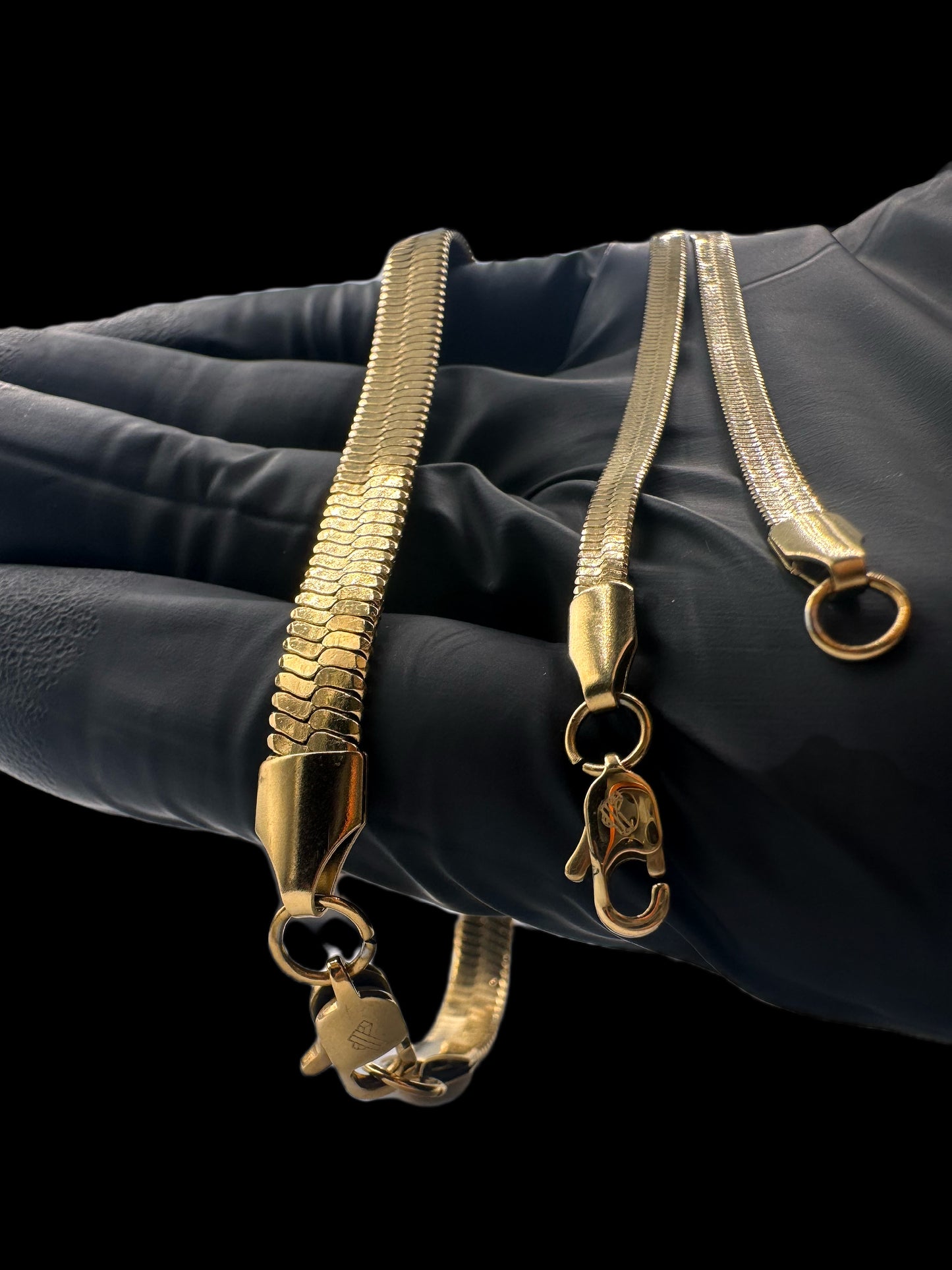 COMBO EN PAREJA 18K CADENA + PULSO EGIPCIO